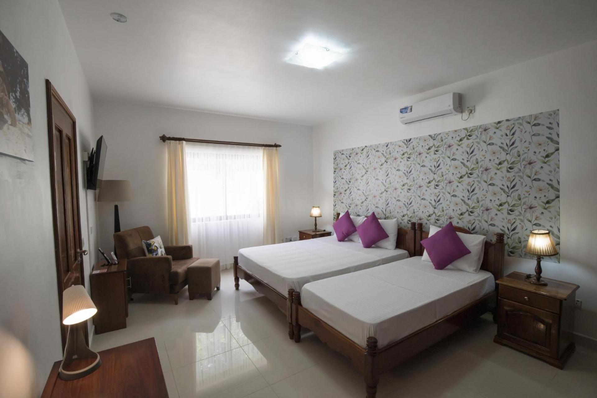 Emma'S Guest House And Self-Catering Au Cap 외부 사진
